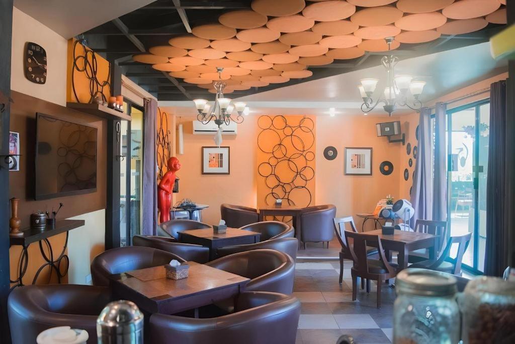Country Village Hotel Кагаян-де-Оро Экстерьер фото